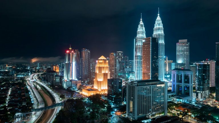Malaysia Introduce Tax on Private Education for International Students