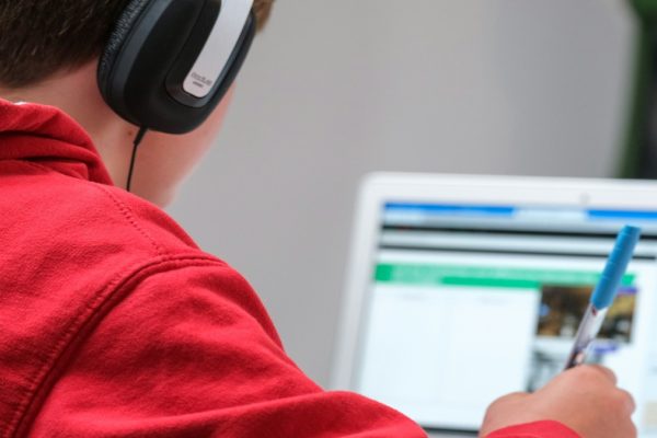 Online English Tests Could Help Cut 98% of Carbon Emissions